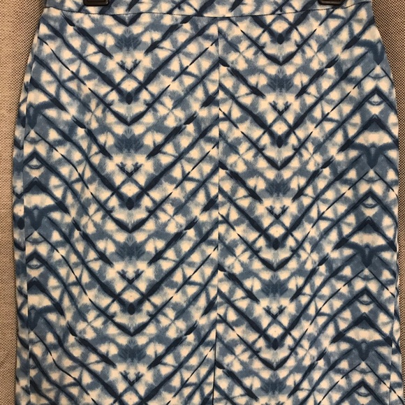 Banana Republic Dresses & Skirts - Banana Republic stretch pencil skirt